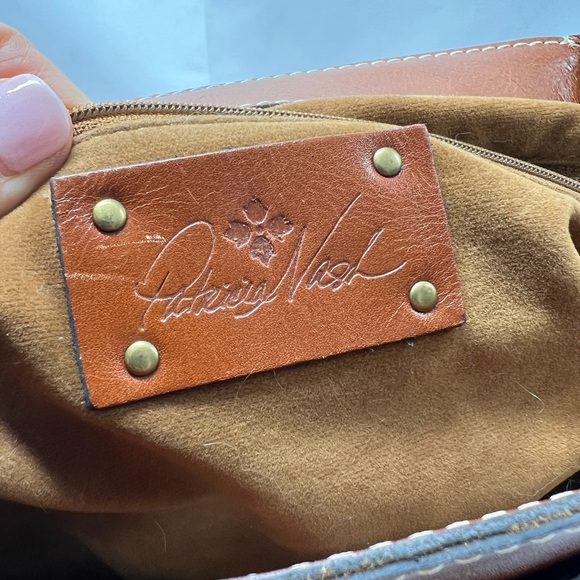 Patricia Nash Molina shoulder purse/backpack - Picture 10 of 10